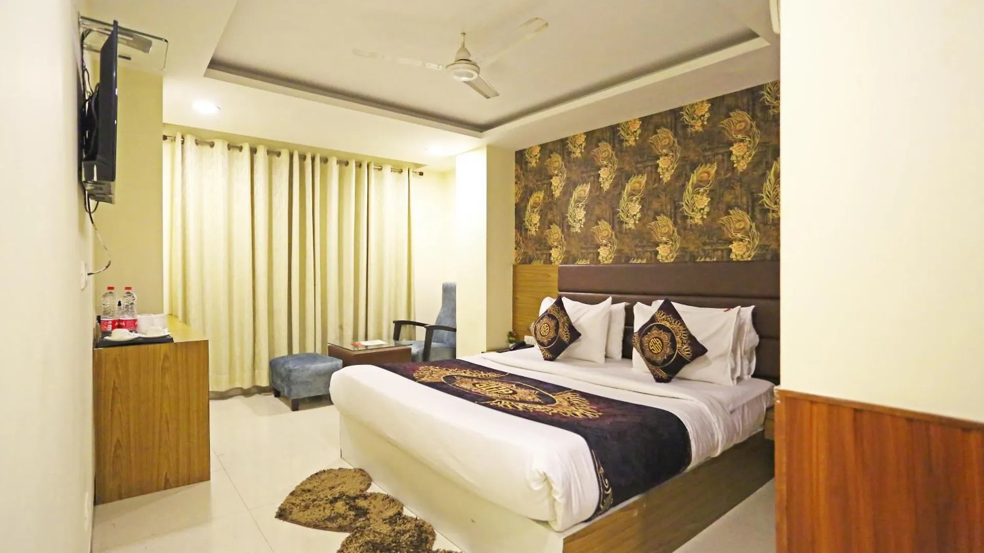 Hotel D'Capitol - Delhi Airport Neu-Delhi