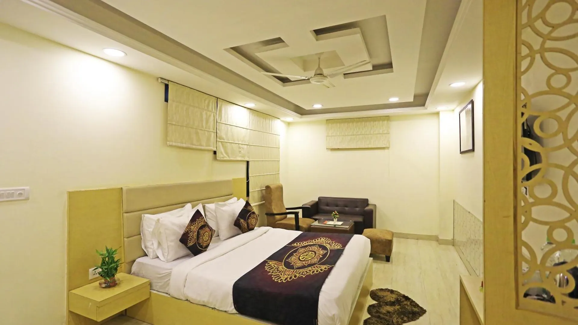 Hotel D'Capitol - Delhi Airport Neu-Delhi