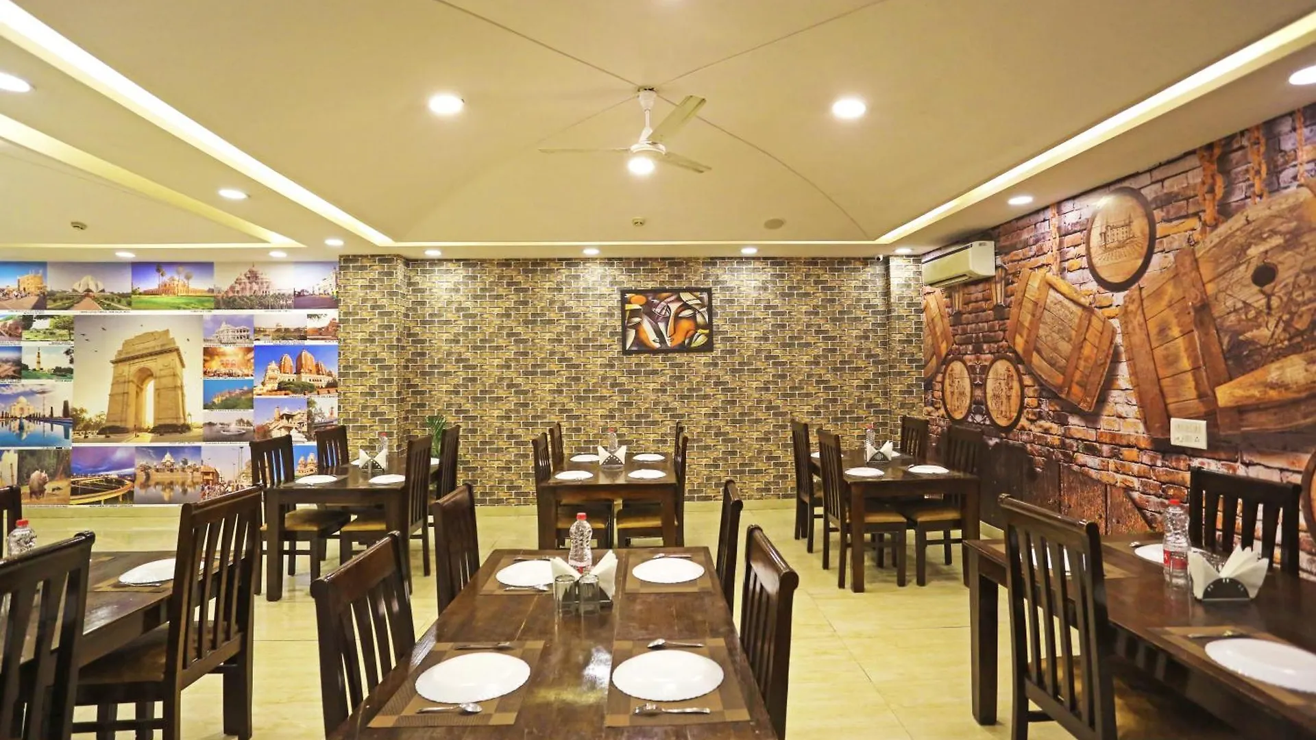 Hotel D'Capitol - Delhi Airport Neu-Delhi