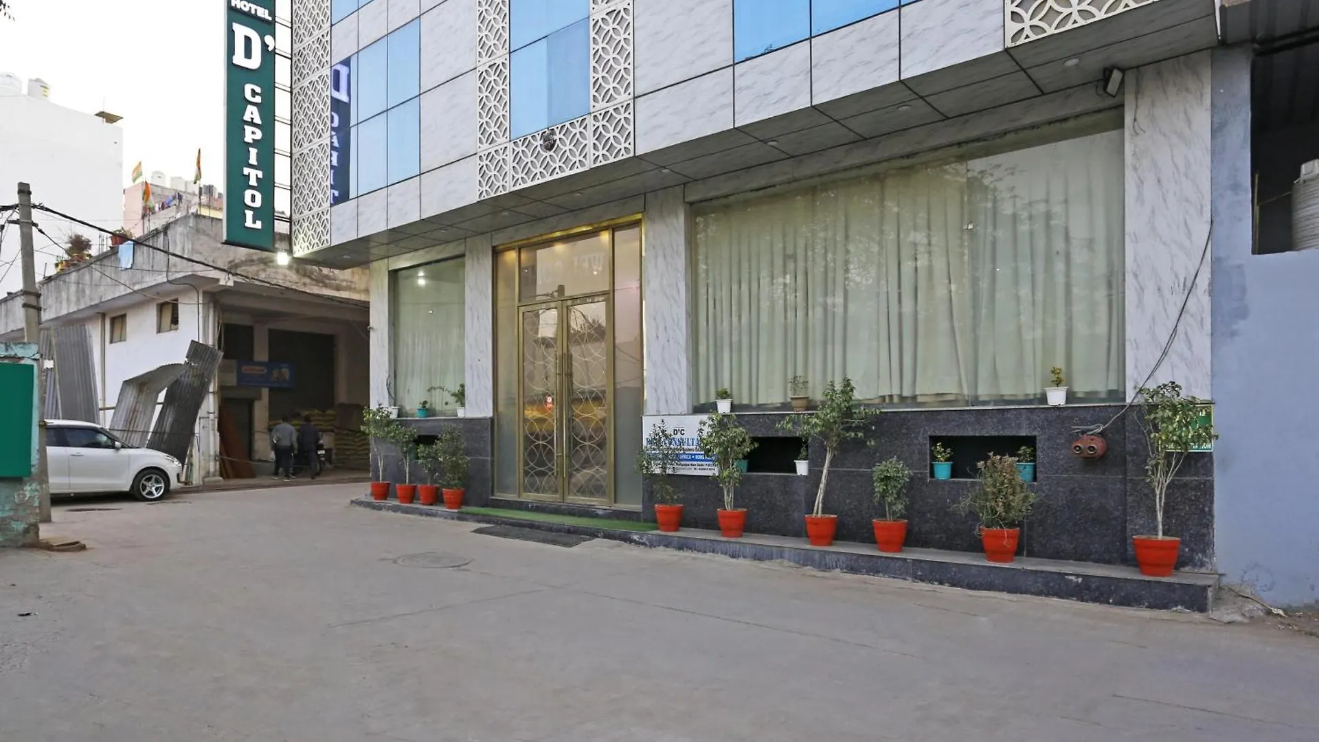 Hotel D'Capitol - Delhi Airport Neu-Delhi